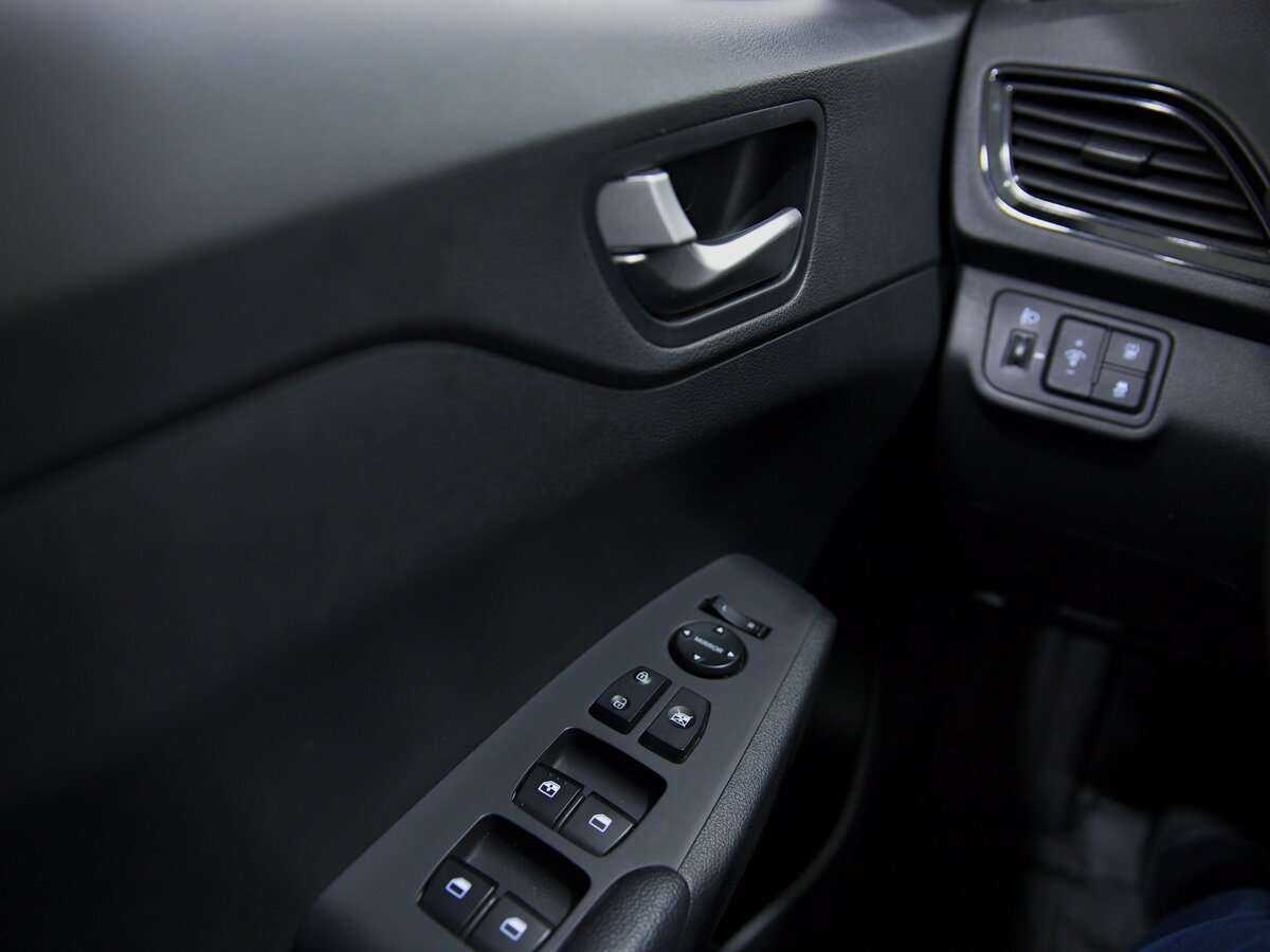 Hyundai Solaris с пробегом — 2021 год. Фото: #7