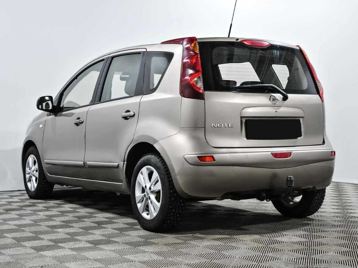 Nissan Note с пробегом — 2013 год. Фото: #4