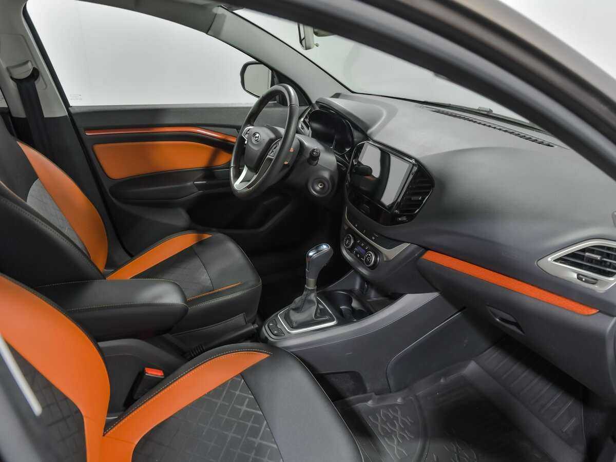 Lada (ВАЗ) Vesta с пробегом — 2020 год. Фото: #13