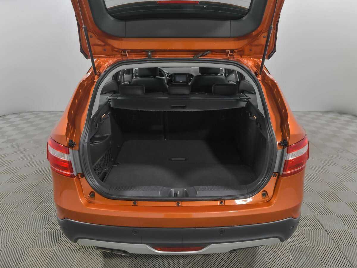 Lada (ВАЗ) Vesta с пробегом — 2019 год. Фото: #19