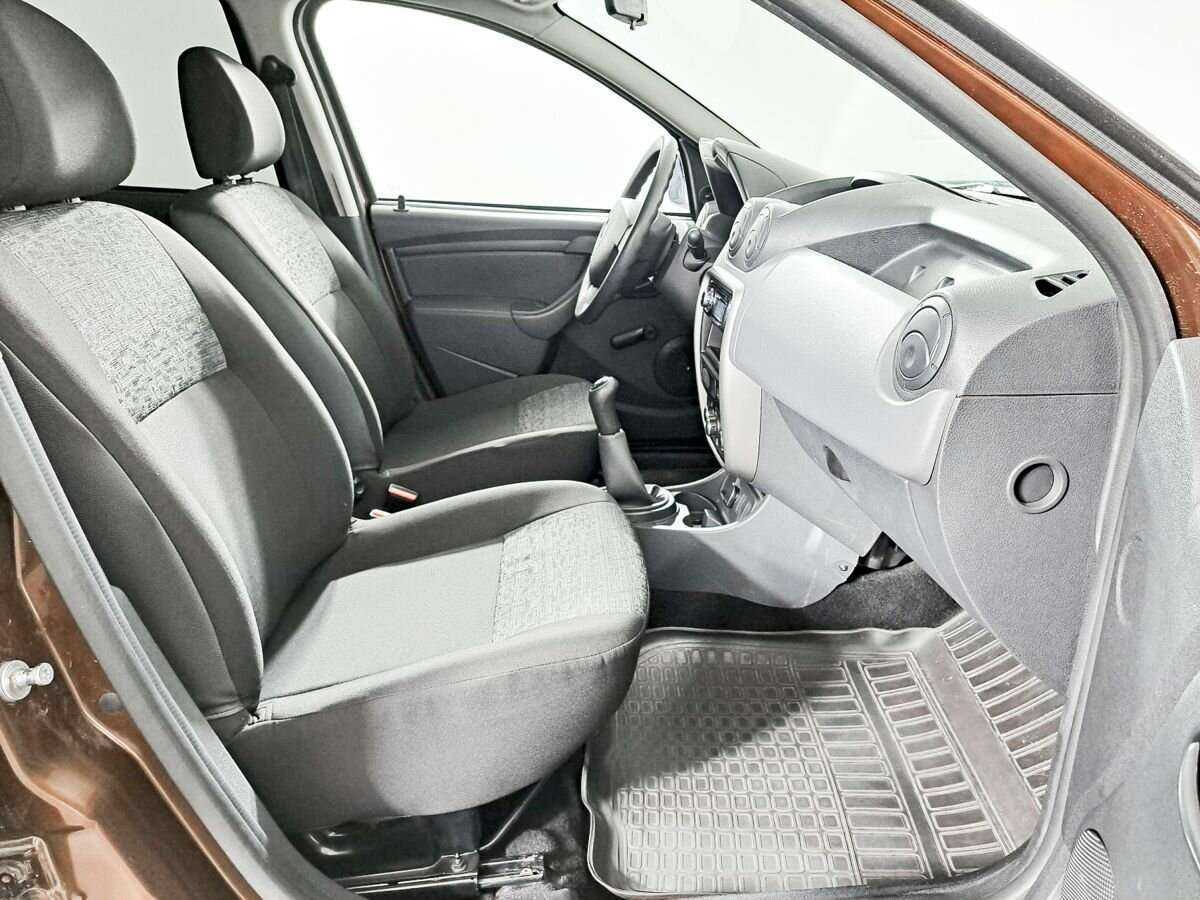 Renault Duster с пробегом — 2014 год. Фото: #8
