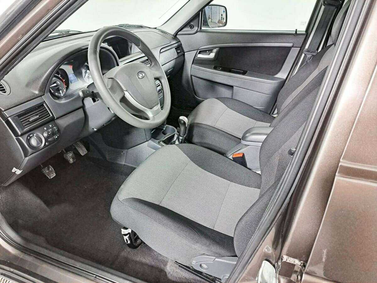 Lada (ВАЗ) Priora с пробегом — 2017 год. Фото: #15