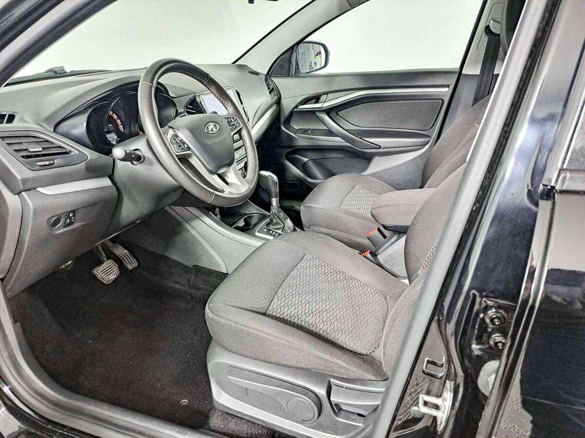 Lada (ВАЗ) Vesta с пробегом — 2021 год. Фото: #11