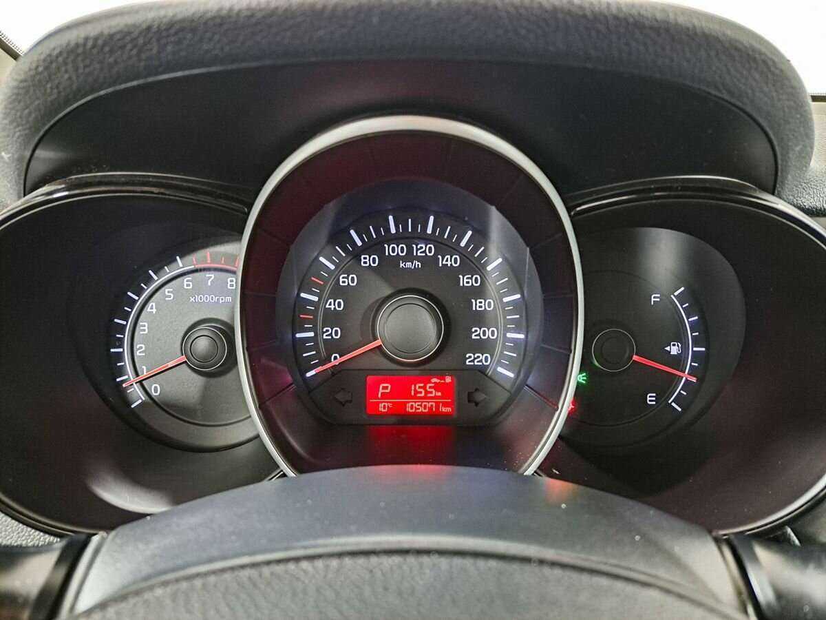 Kia Rio с пробегом — 2017 год. Фото: #8