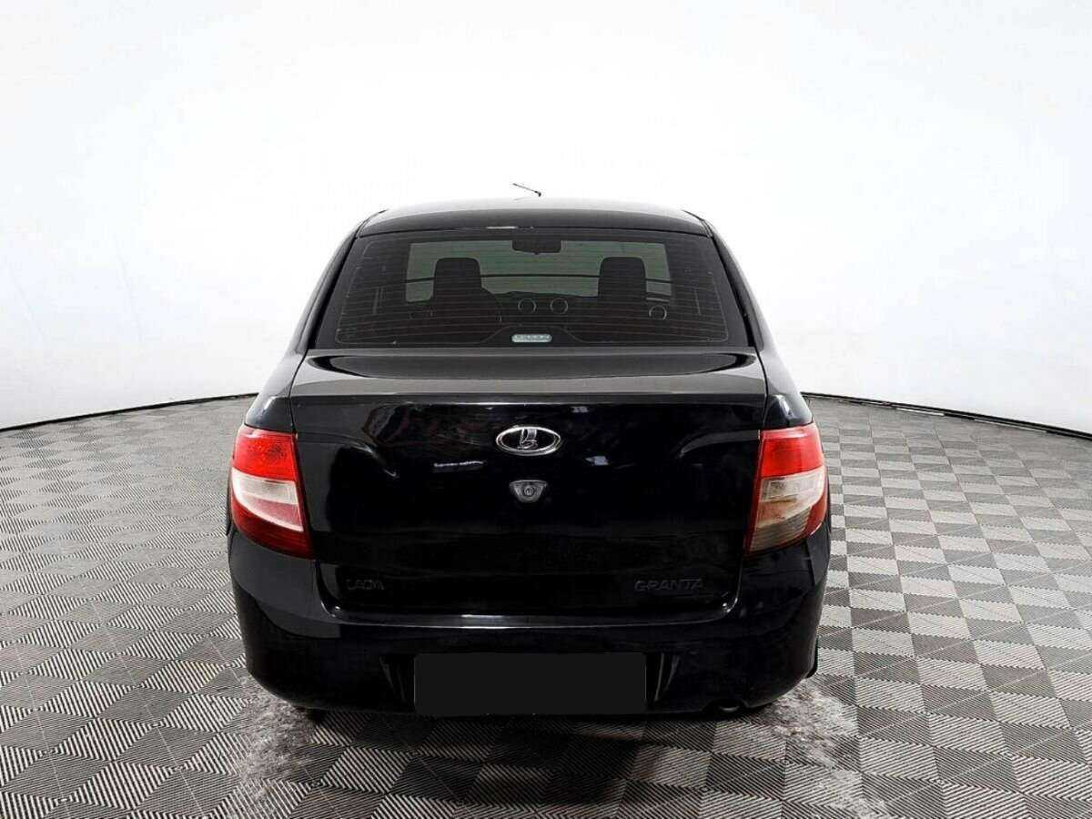 Lada (ВАЗ) Granta с пробегом — 2017 год. Фото: #5