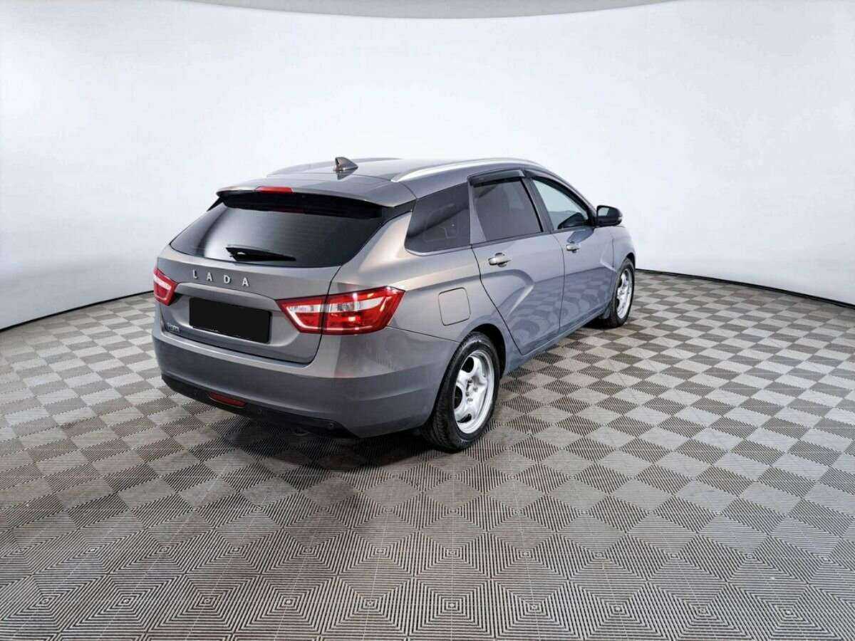 Lada (ВАЗ) Vesta с пробегом — 2019 год. Фото: #4