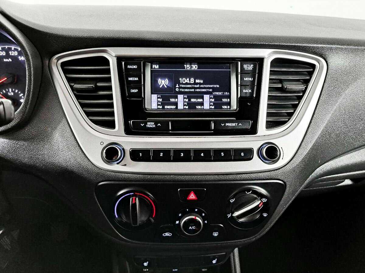 Hyundai Solaris с пробегом — 2019 год. Фото: #12