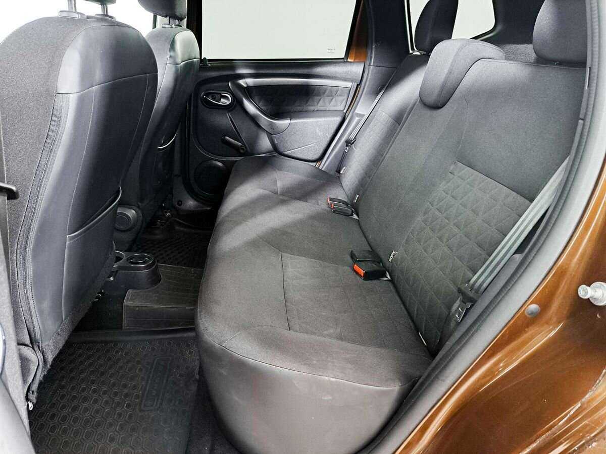 Renault Duster с пробегом — 2015 год. Фото: #6
