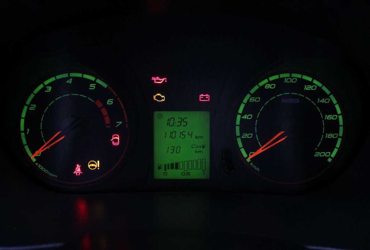 Lada (ВАЗ) Kalina с пробегом — 2014 год. Фото: #9