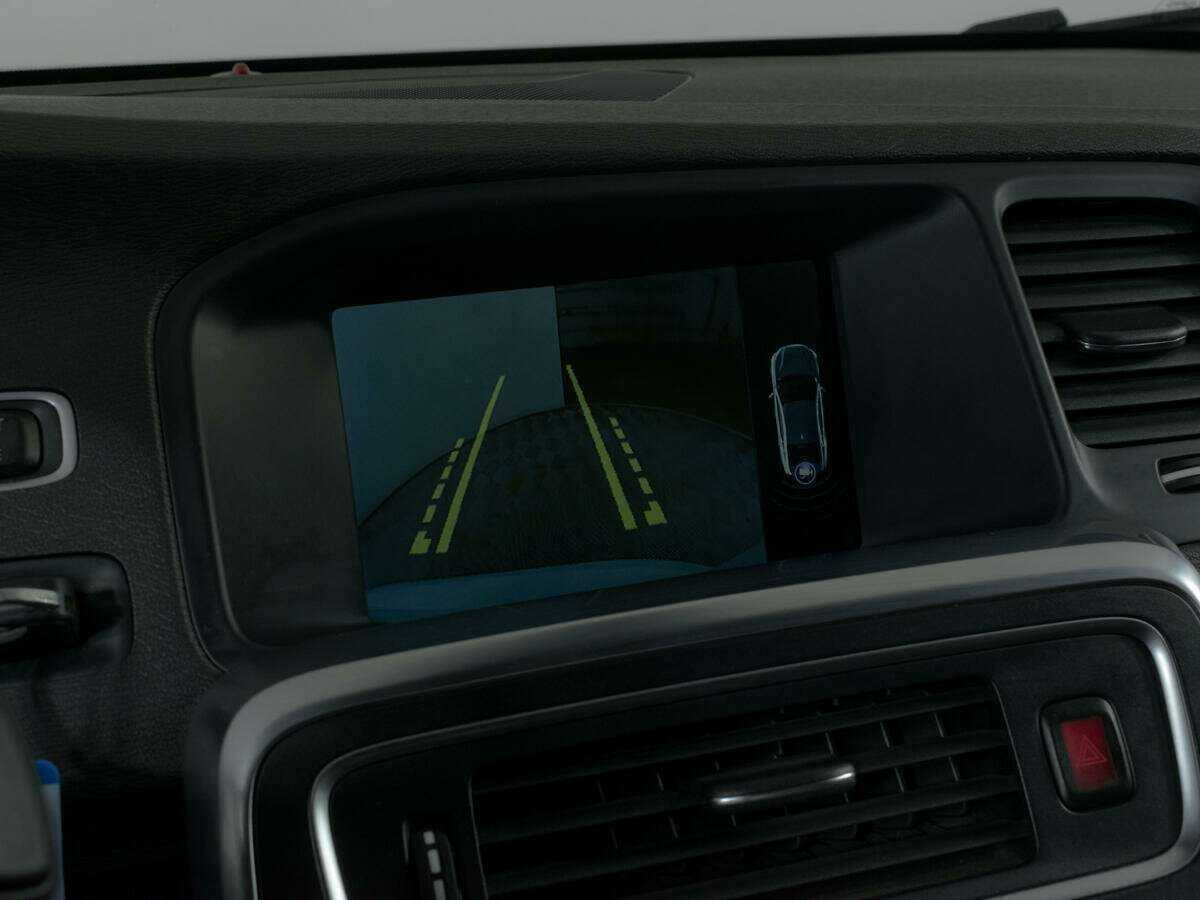 Volvo S60 с пробегом — 2014 год. Фото: #16