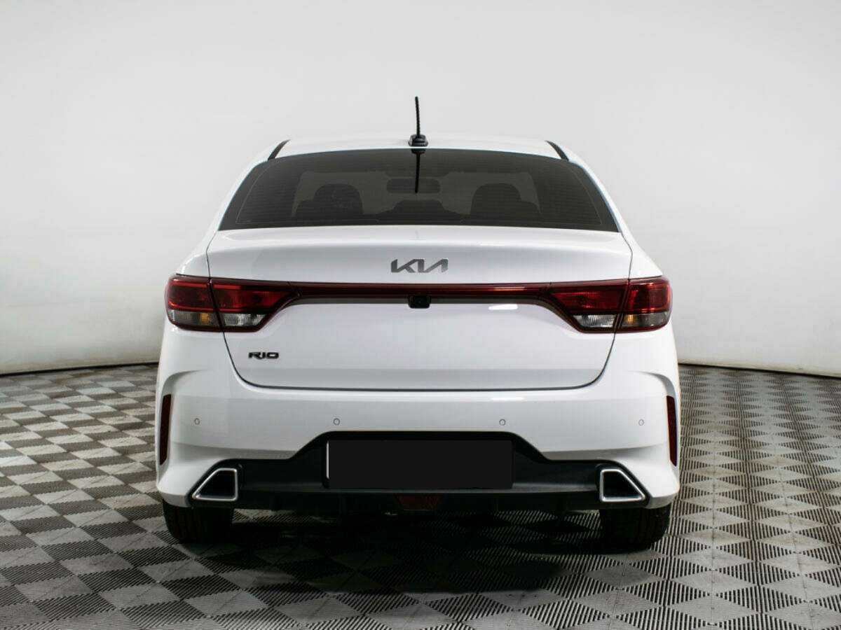 Kia Rio с пробегом — 2021 год. Фото: #3