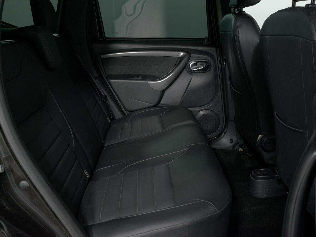 Renault Duster с пробегом — 2015 год. Фото: #11