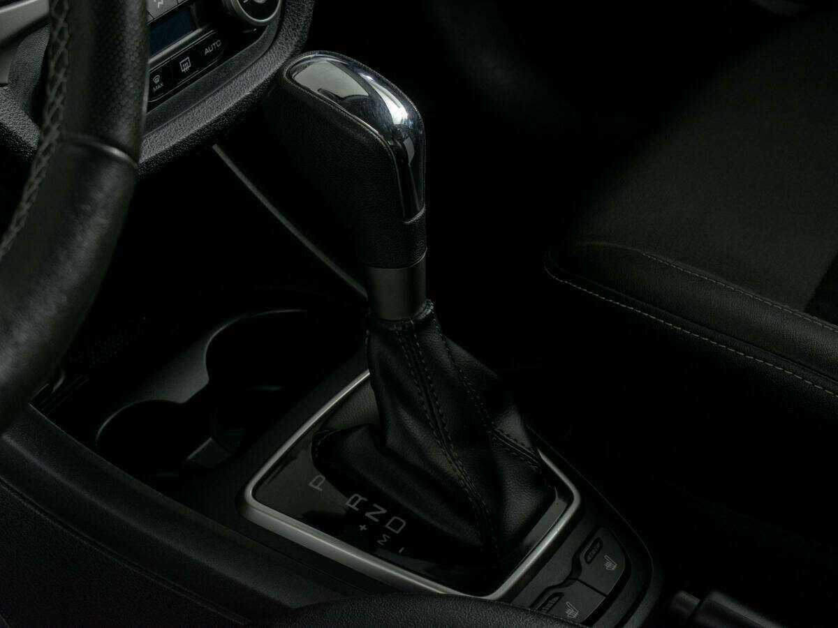 Lada (ВАЗ) Vesta с пробегом — 2020 год. Фото: #11