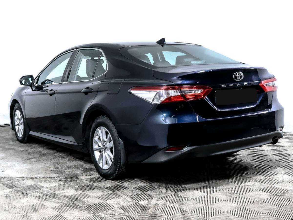 Toyota Camry с пробегом — 2019 год. Фото: #5