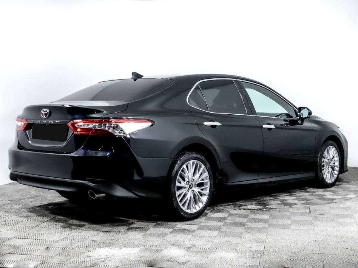 Toyota Camry с пробегом — 2019 год. Фото: #3