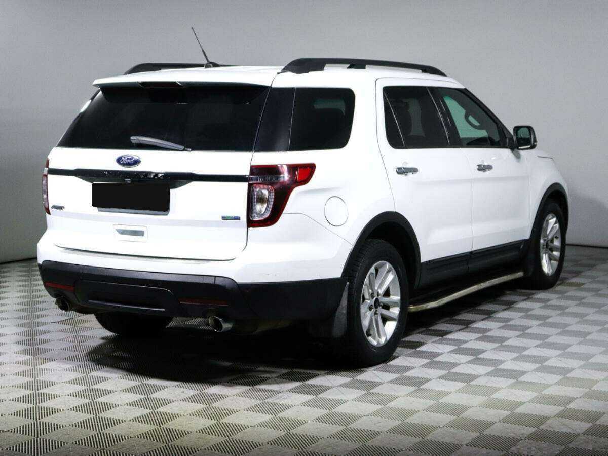 Ford Explorer с пробегом — 2014 год. Фото: #4