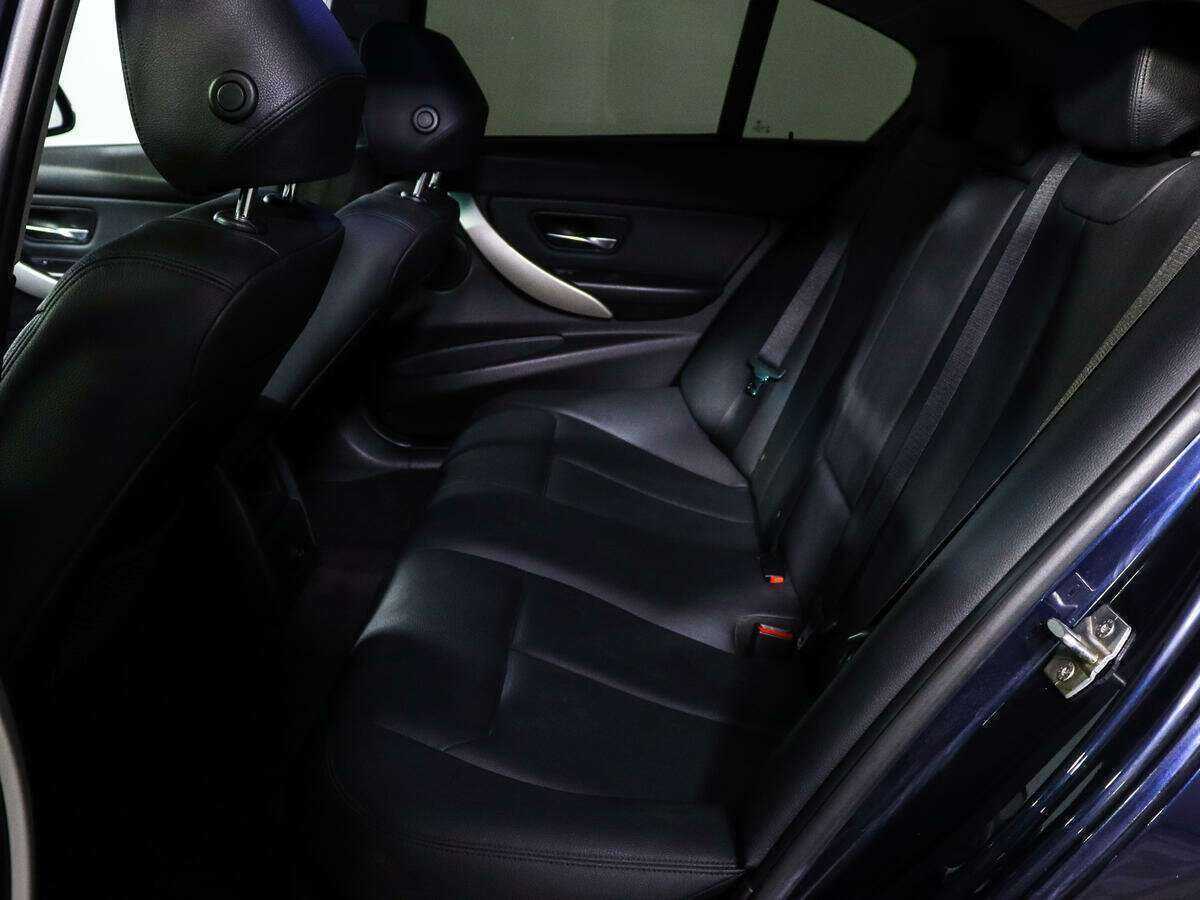 BMW 3 серии с пробегом — 2013 год. Фото: #6