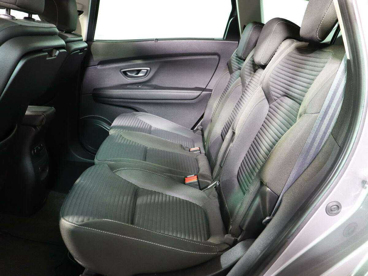 Renault Scenic с пробегом — 2019 год. Фото: #7