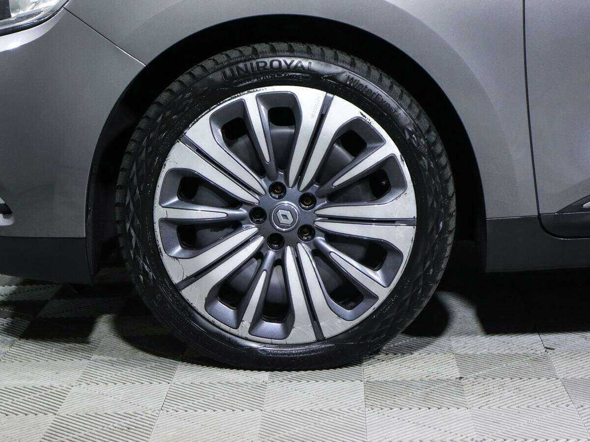 Renault Scenic с пробегом — 2019 год. Фото: #12