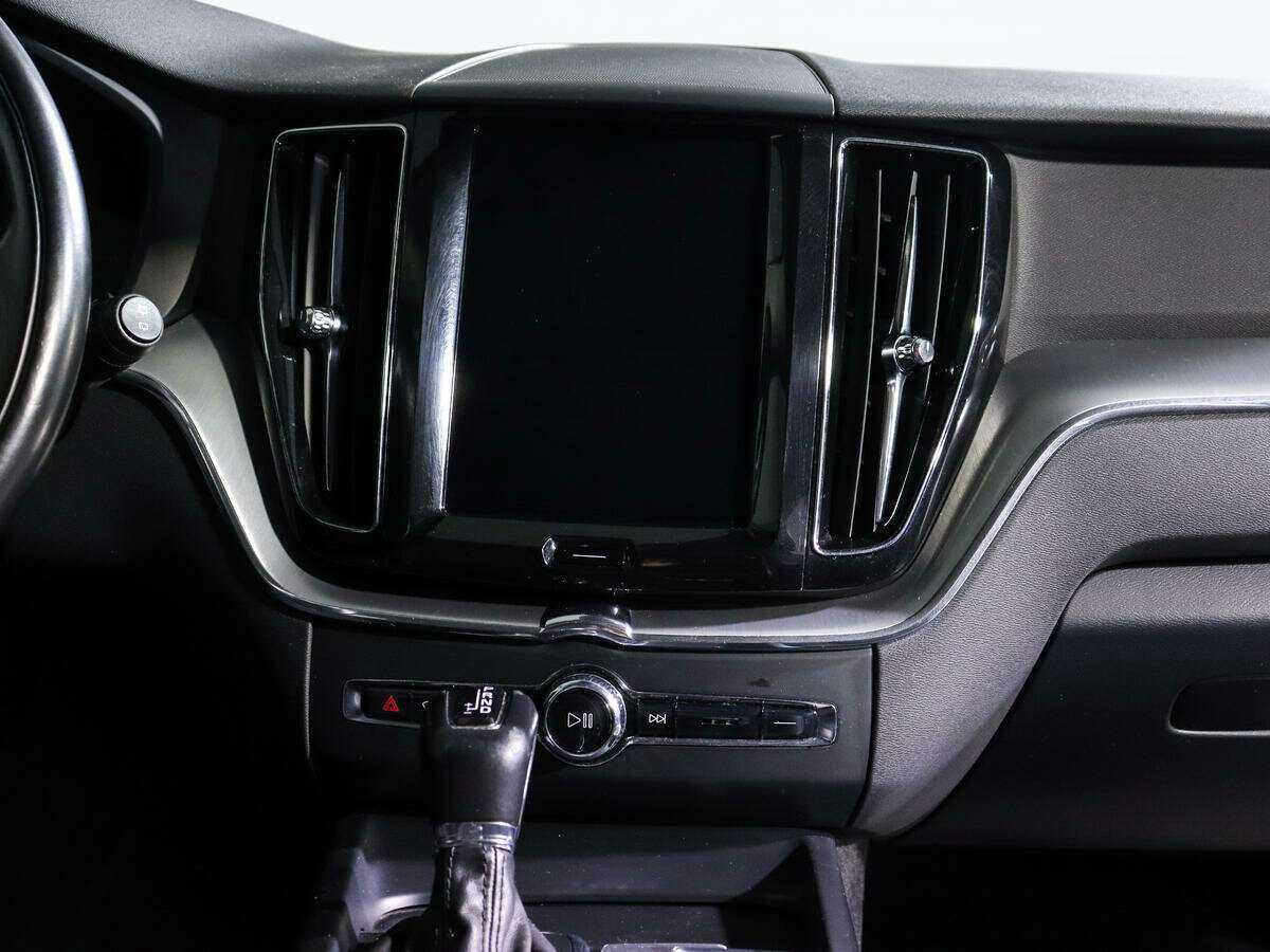 Volvo XC60 с пробегом — 2018 год. Фото: #12