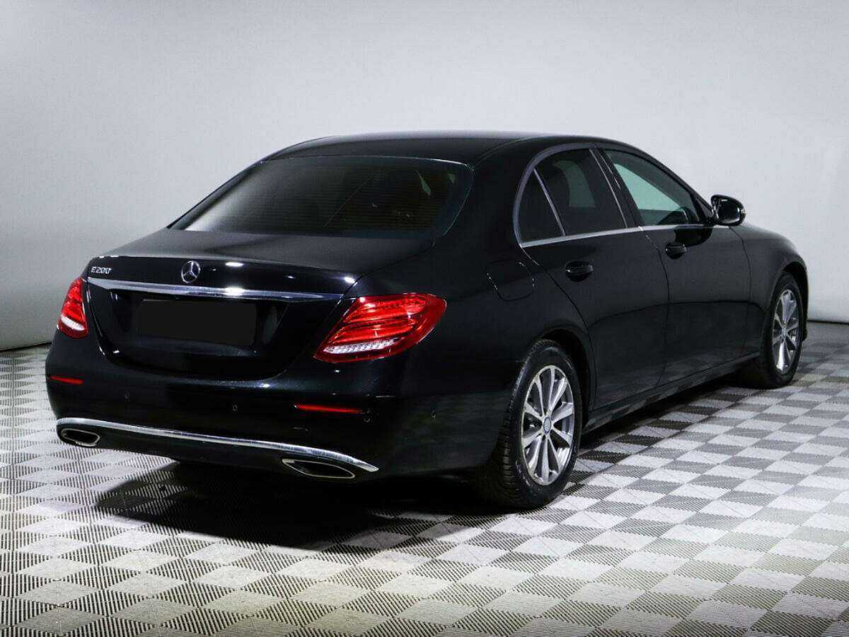 Mercedes-Benz E-Класс с пробегом — 2016 год. Фото: #4