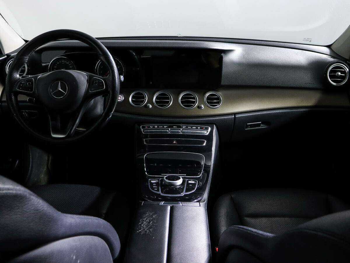 Mercedes-Benz E-Класс с пробегом — 2016 год. Фото: #10