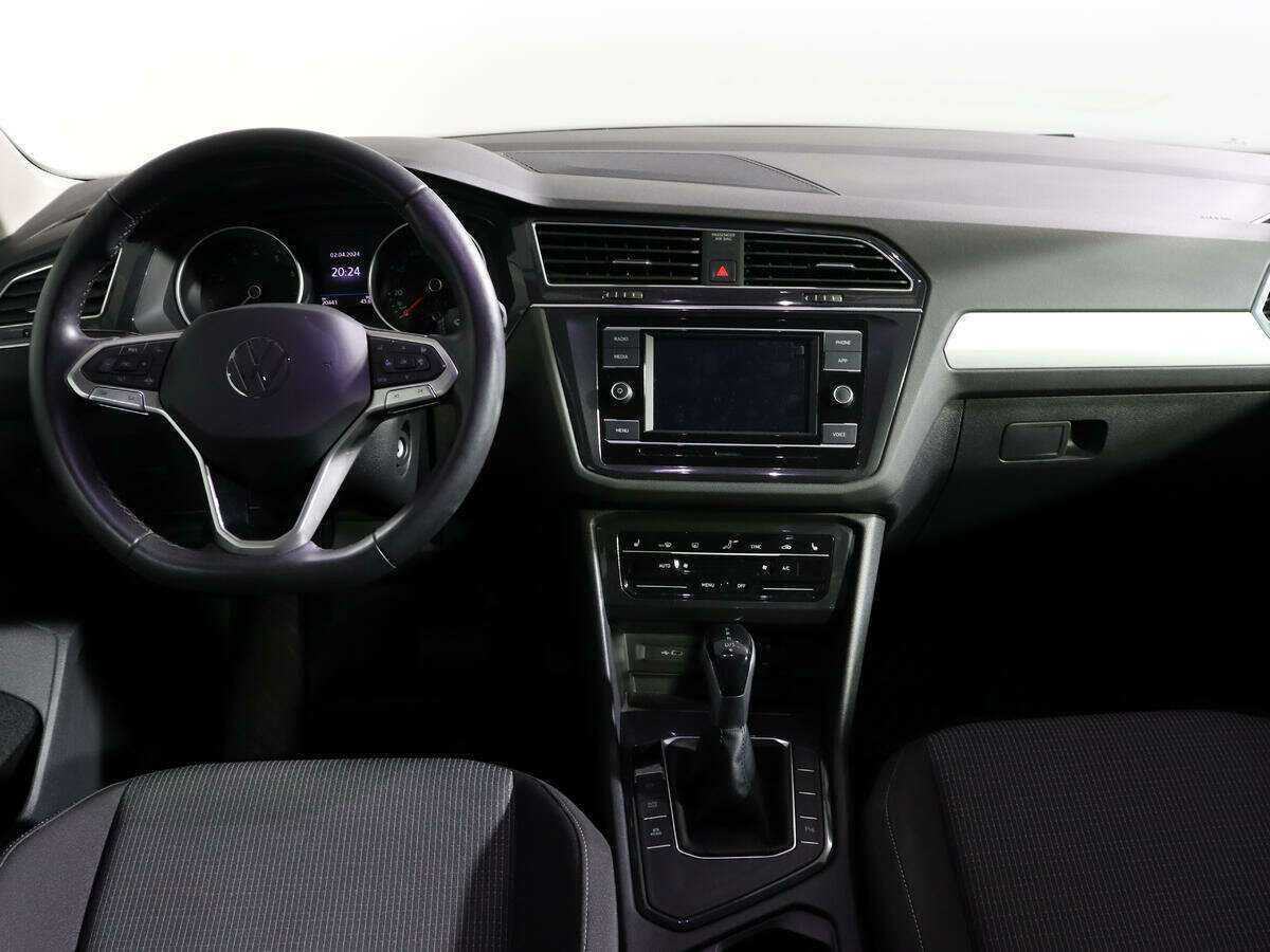 Volkswagen Tiguan с пробегом — 2021 год. Фото: #10