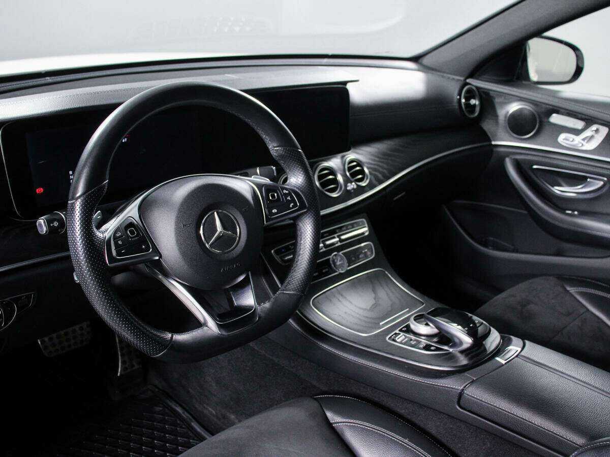 Mercedes-Benz E-Класс с пробегом — 2017 год. Фото: #10
