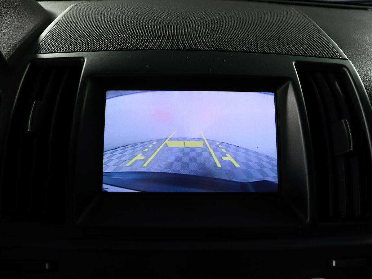 Land Rover Freelander с пробегом — 2013 год. Фото: #12