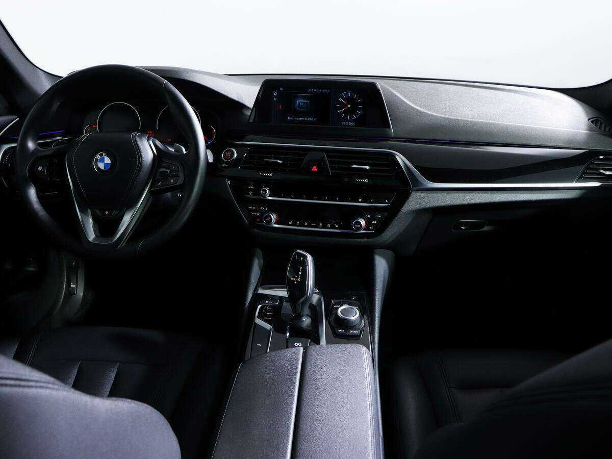 BMW 5 серии с пробегом — 2018 год. Фото: #8