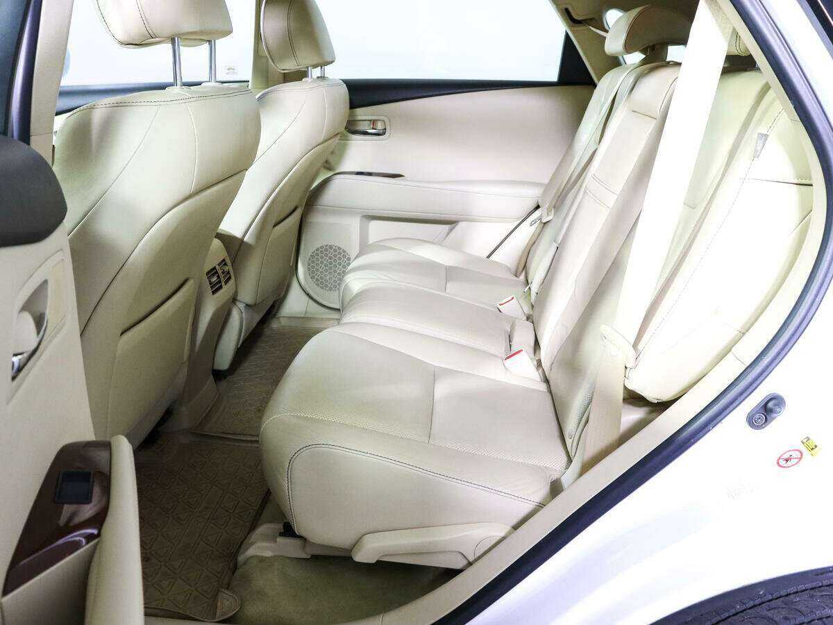 Lexus RX с пробегом — 2012 год. Фото: #7