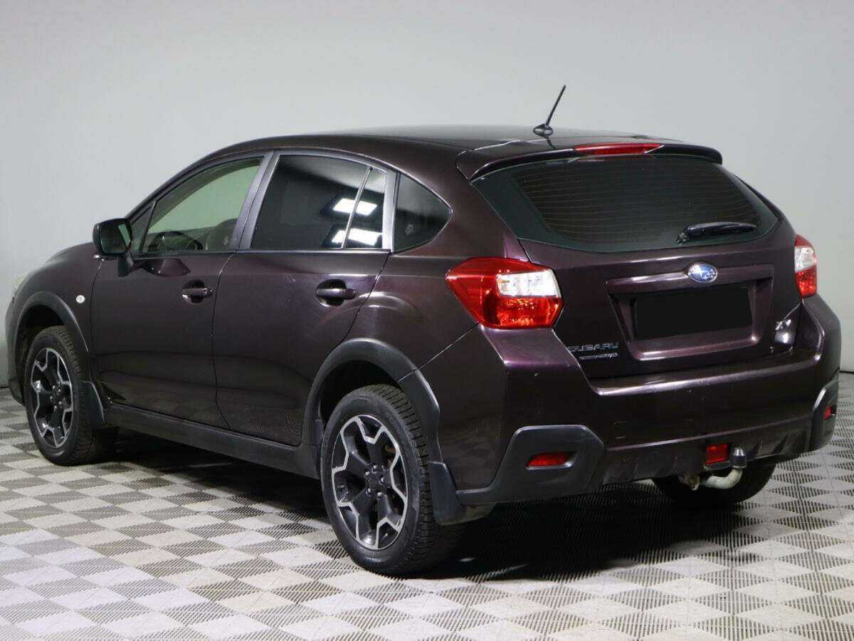 Subaru XV с пробегом — 2012 год. Фото: #5