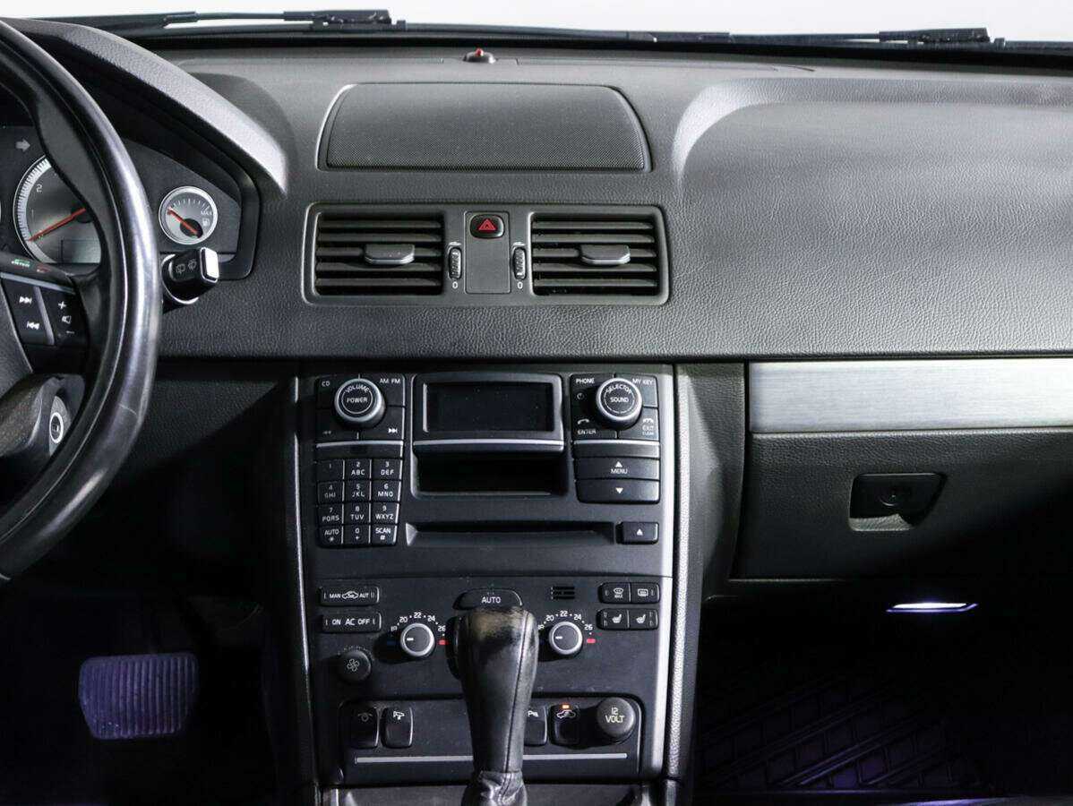 Volvo XC90 с пробегом — 2012 год. Фото: #9