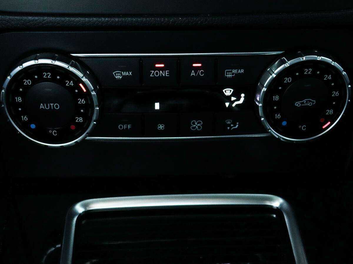 Mercedes-Benz GLK-Класс с пробегом — 2013 год. Фото: #14