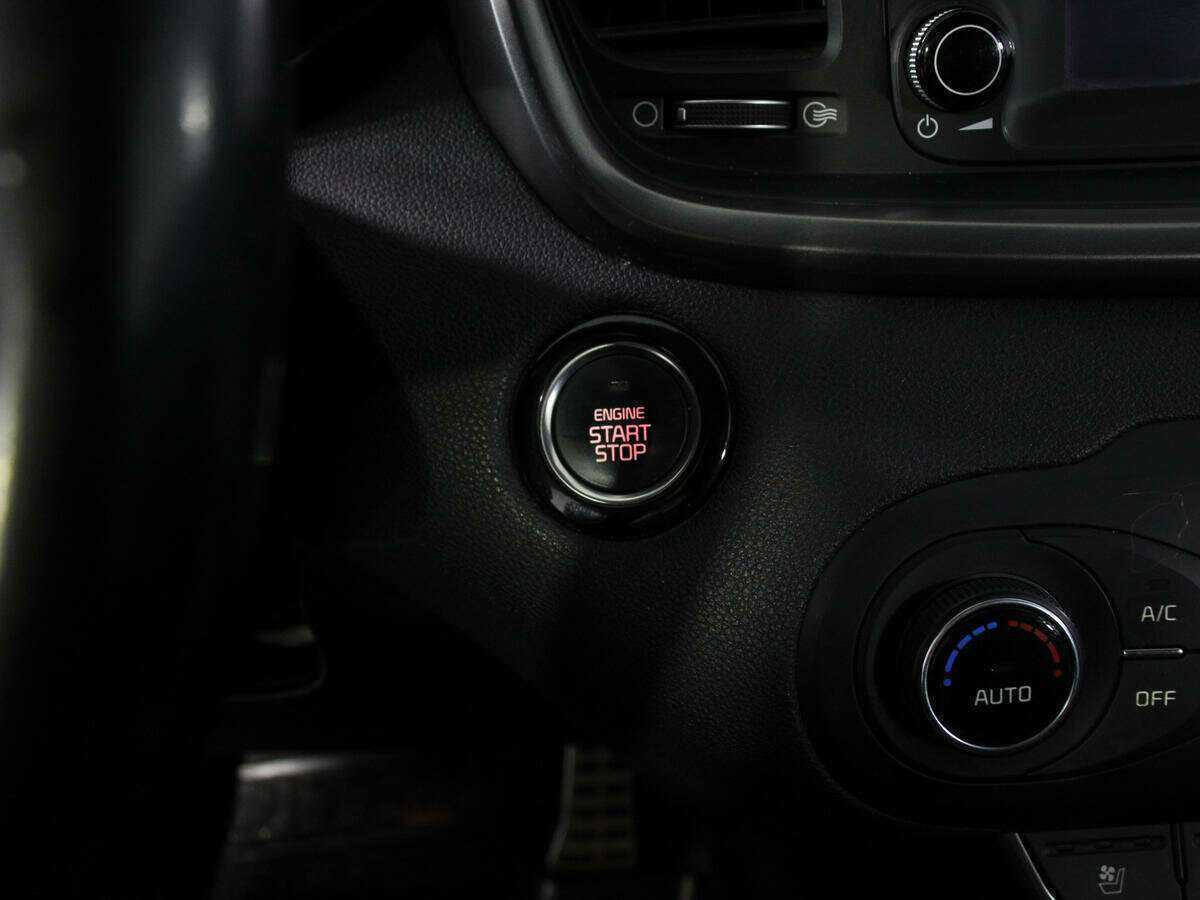 Kia Sorento с пробегом — 2017 год. Фото: #23