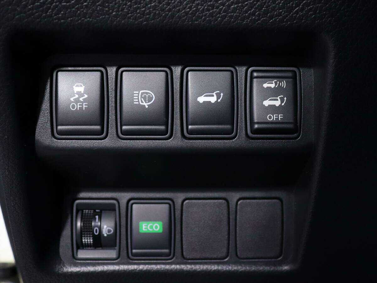 Nissan X-Trail с пробегом — 2015 год. Фото: #17