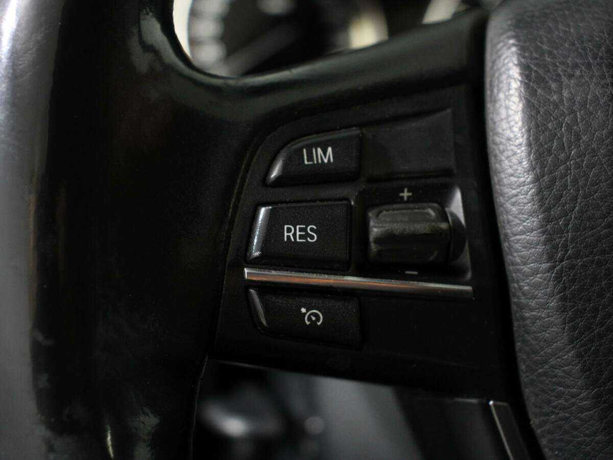 BMW 5 серии с пробегом — 2012 год. Фото: #16