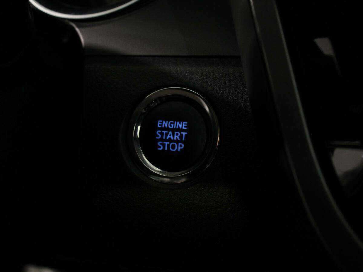 Toyota Camry с пробегом — 2020 год. Фото: #16