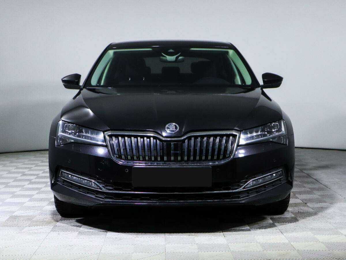 Skoda Superb с пробегом — 2020 год. Фото: #1