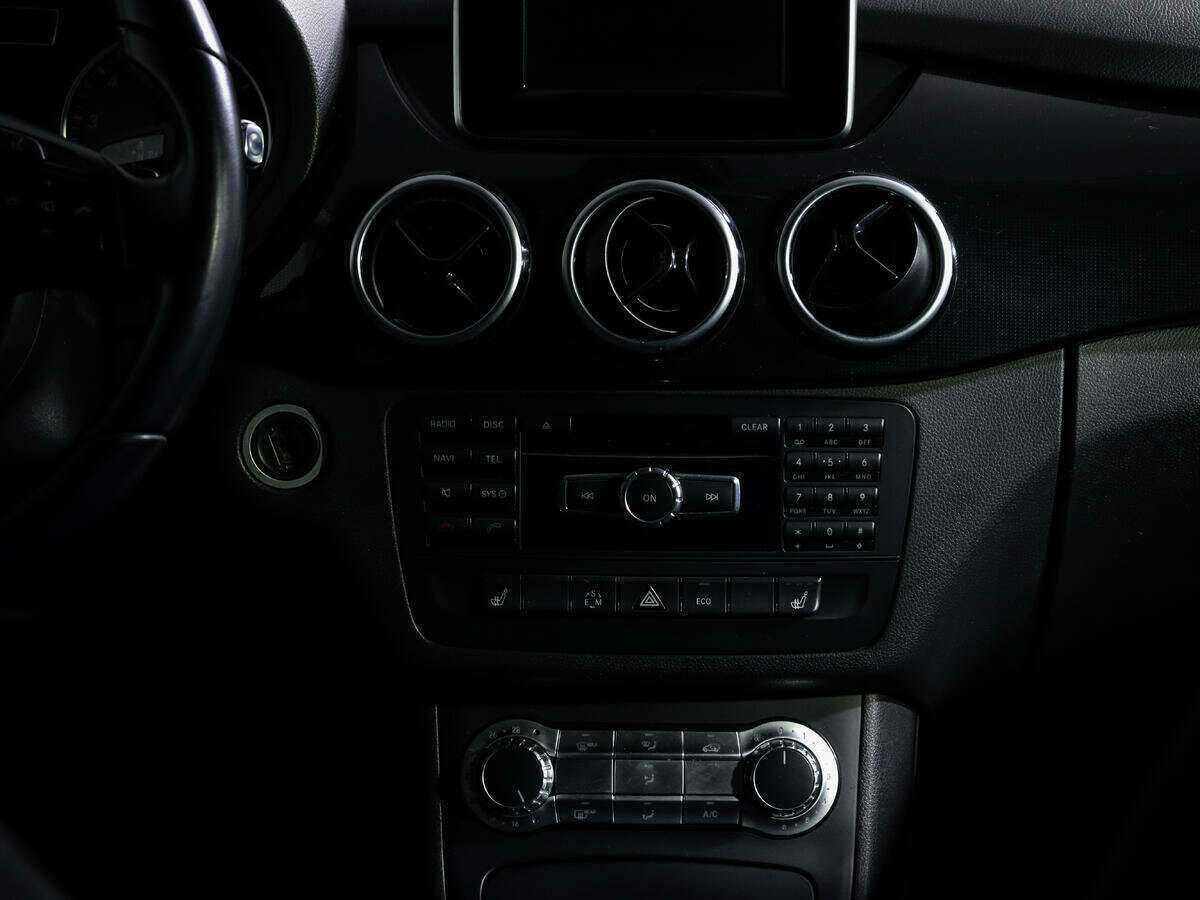 Mercedes-Benz B-Класс с пробегом — 2013 год. Фото: #10