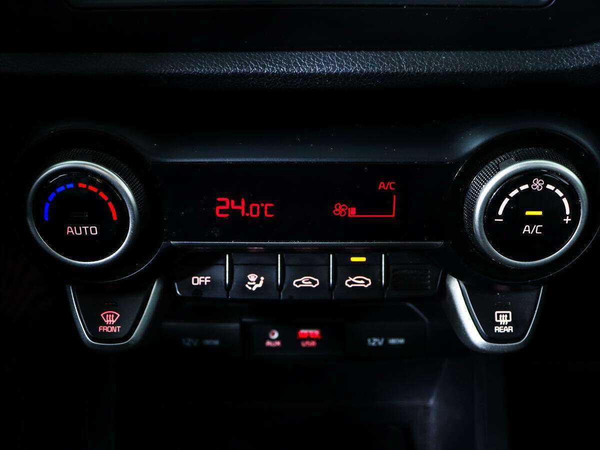 Kia Rio с пробегом — 2018 год. Фото: #19