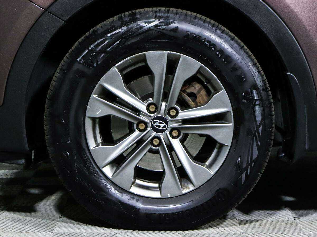Hyundai Santa Fe с пробегом — 2013 год. Фото: #18