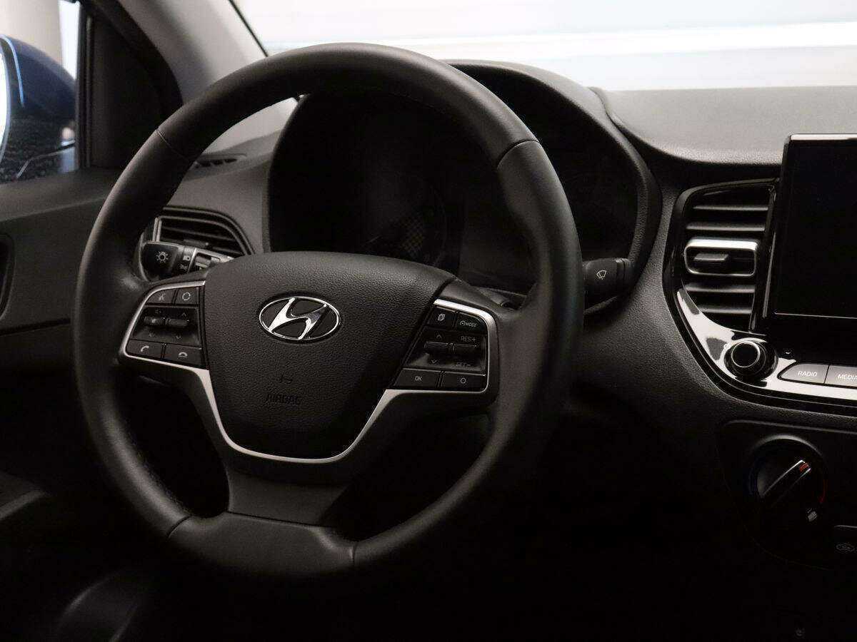 Hyundai Solaris с пробегом — 2021 год. Фото: #10