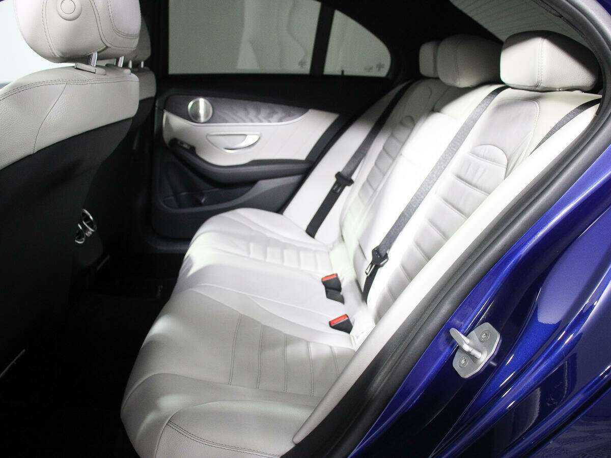 Mercedes-Benz C-Класс с пробегом — 2015 год. Фото: #9