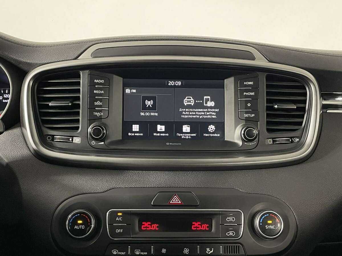 Kia Sorento с пробегом — 2019 год. Фото: #11