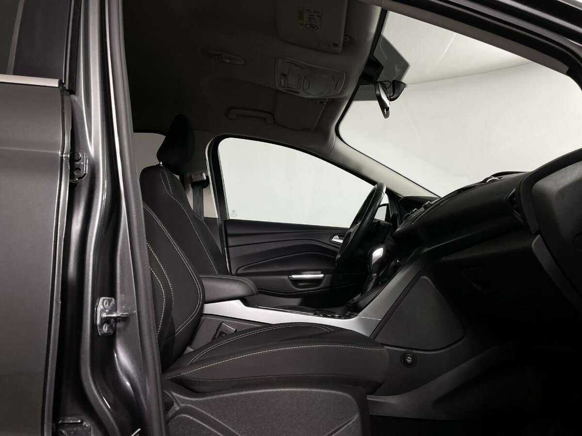 Ford Kuga с пробегом — 2017 год. Фото: #13