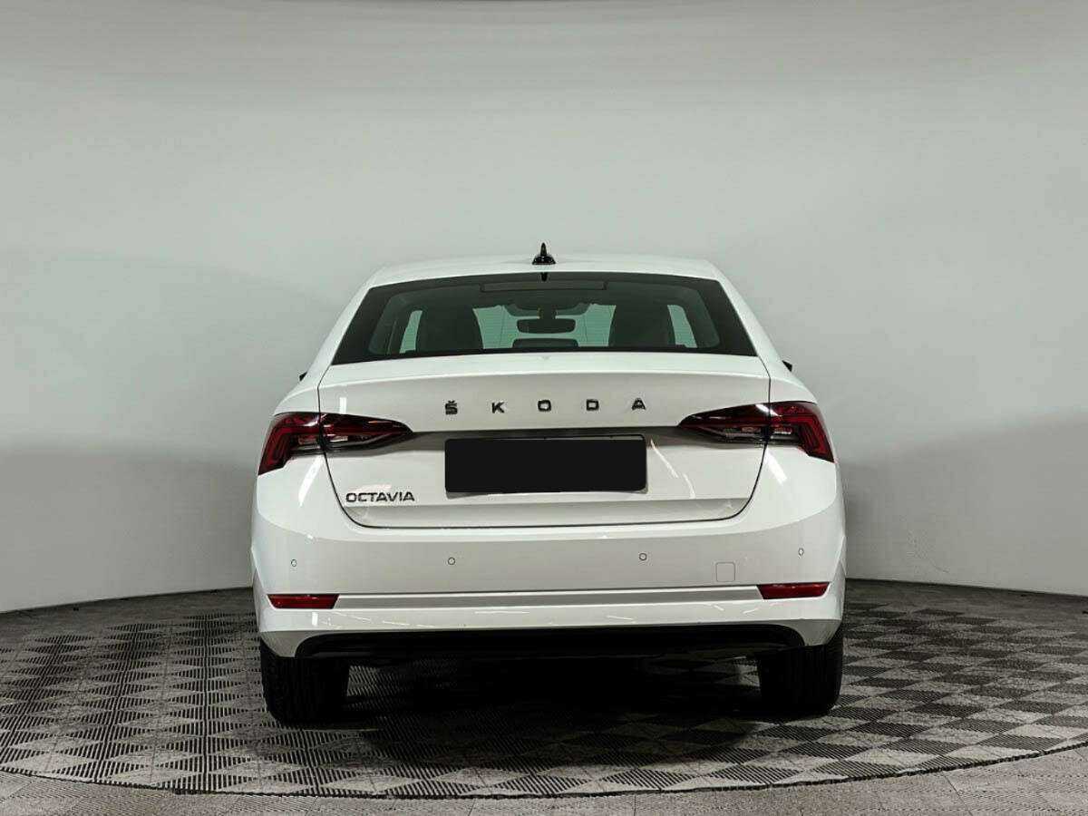 Skoda Octavia с пробегом — 2021 год. Фото: #5