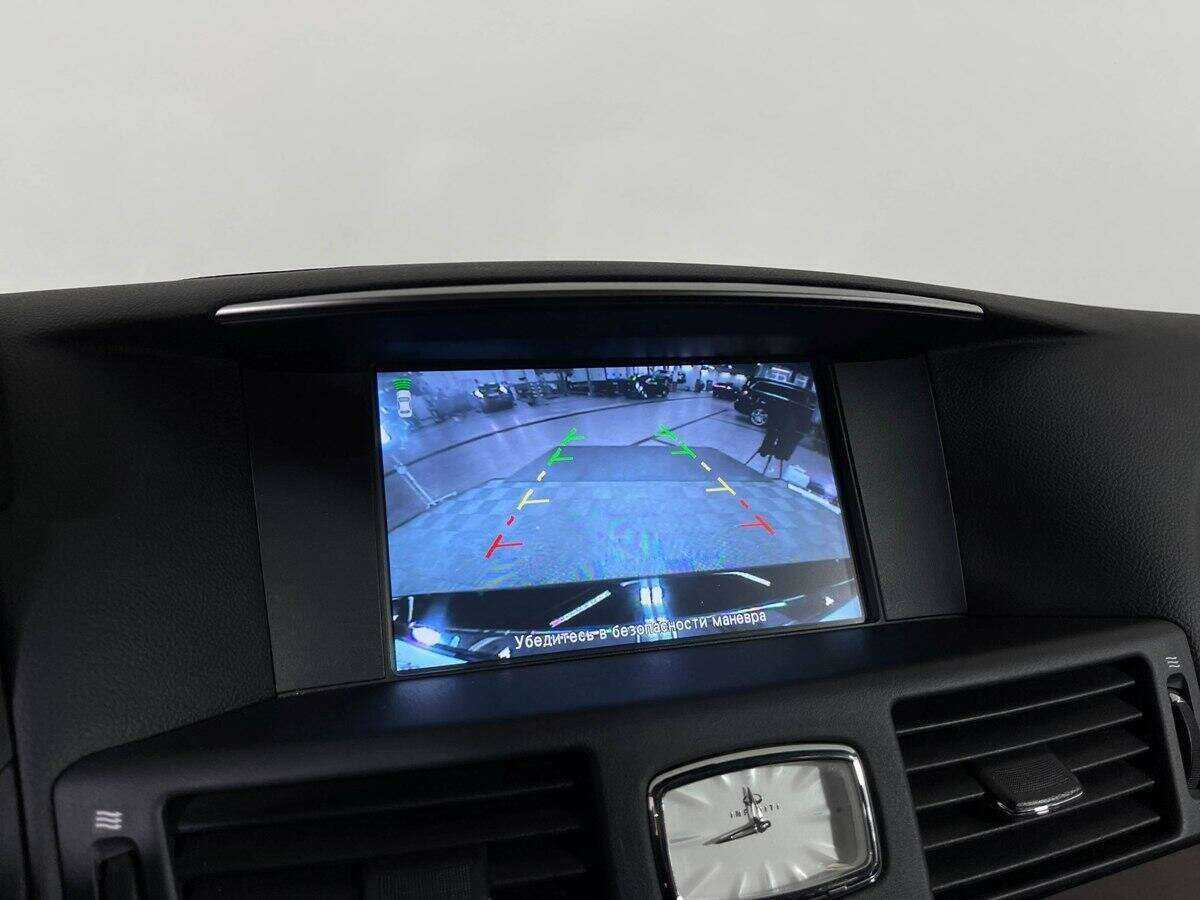 Infiniti Q70 с пробегом — 2016 год. Фото: #12