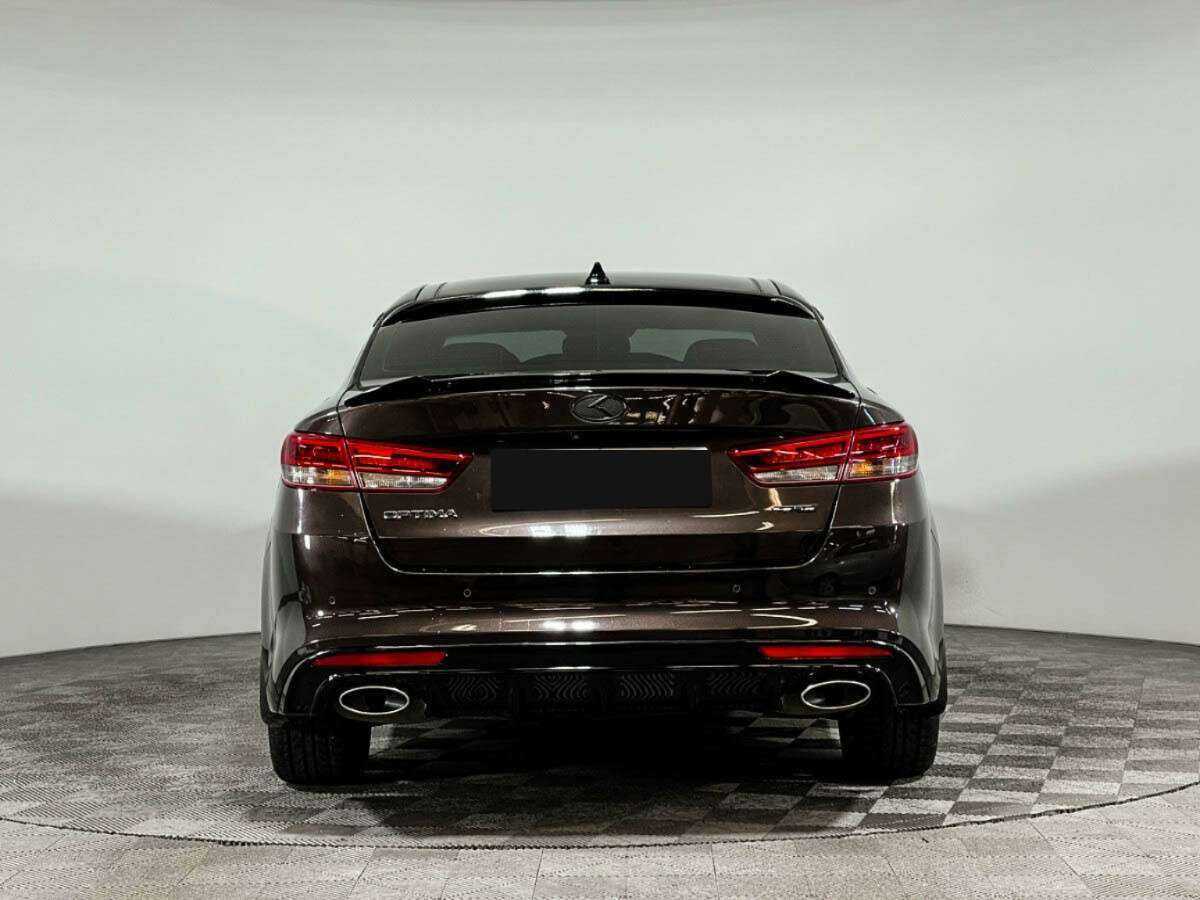 Kia Optima с пробегом — 2016 год. Фото: #5