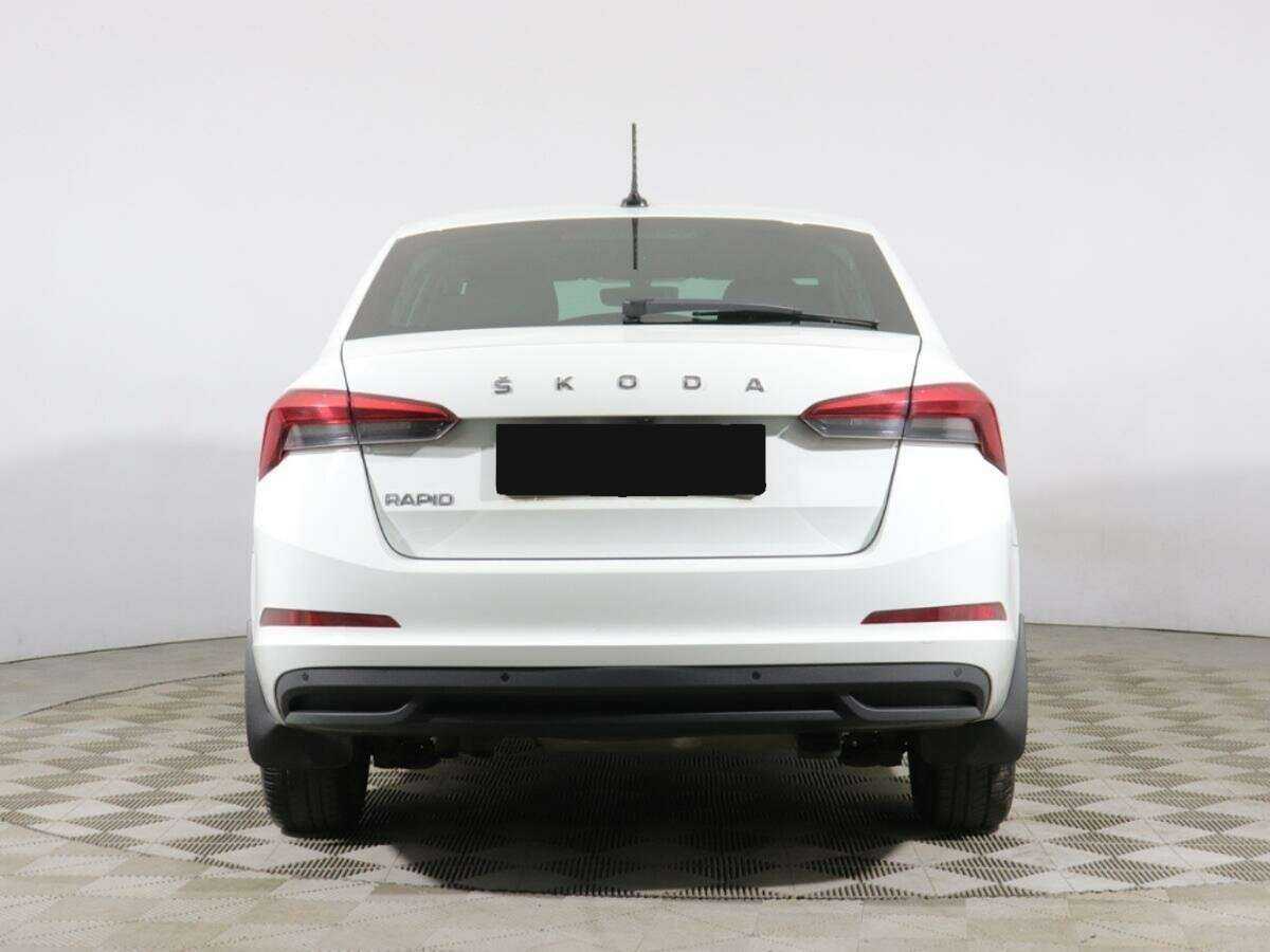 Skoda Rapid с пробегом — 2020 год. Фото: #4